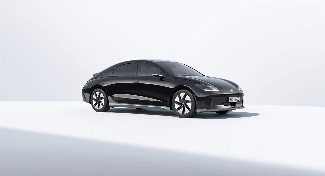 लंबी-चौड़ी गाड़ी है Ioniq 6