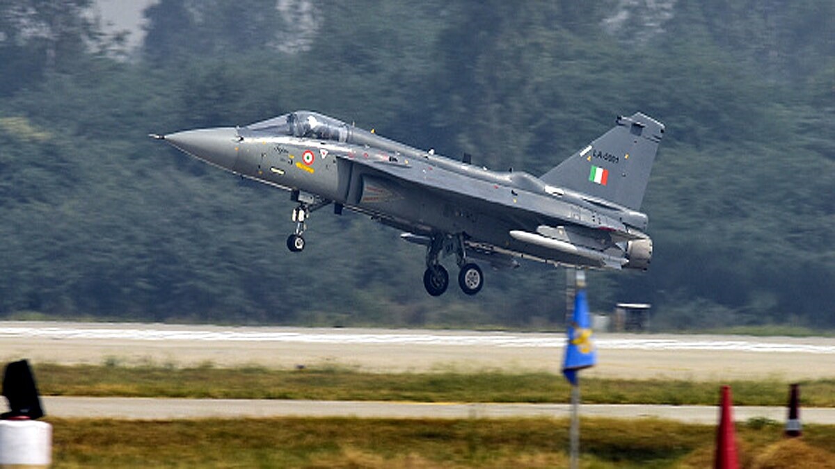 LCA Tejas Flying Bullets