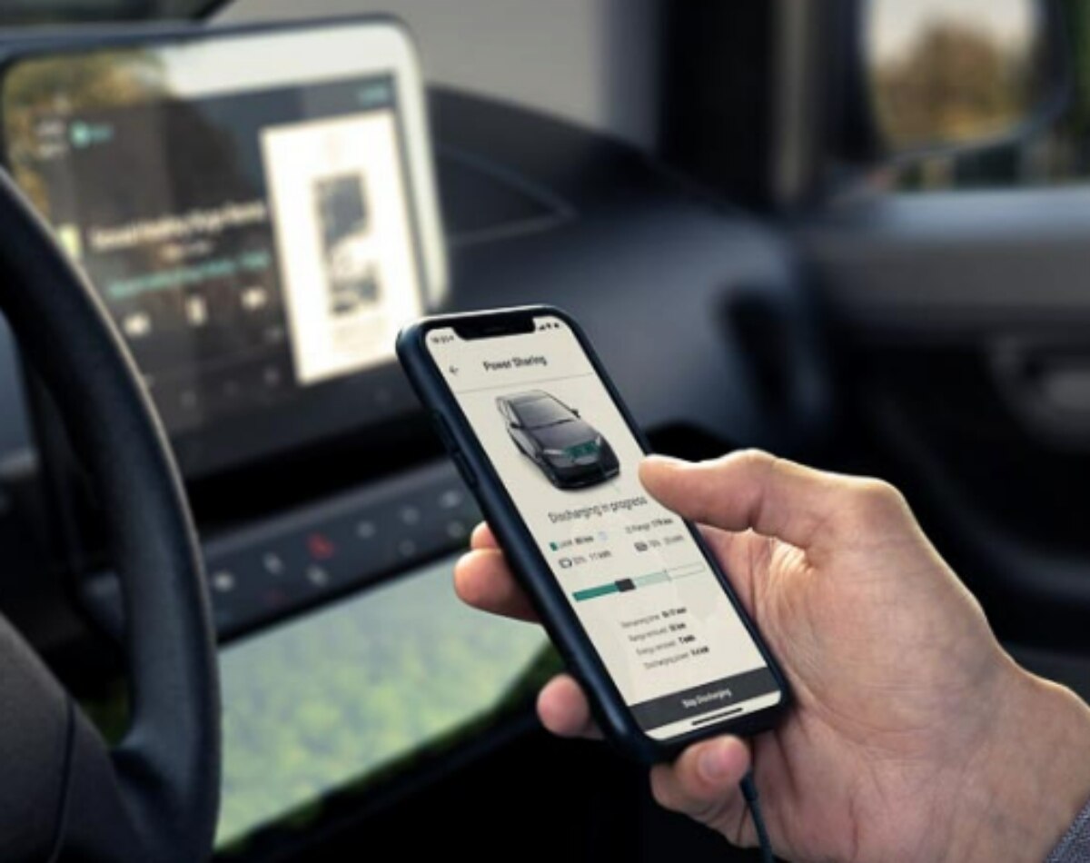 इलेक्ट्रिक कार का बढ़ रहा क्रेज 