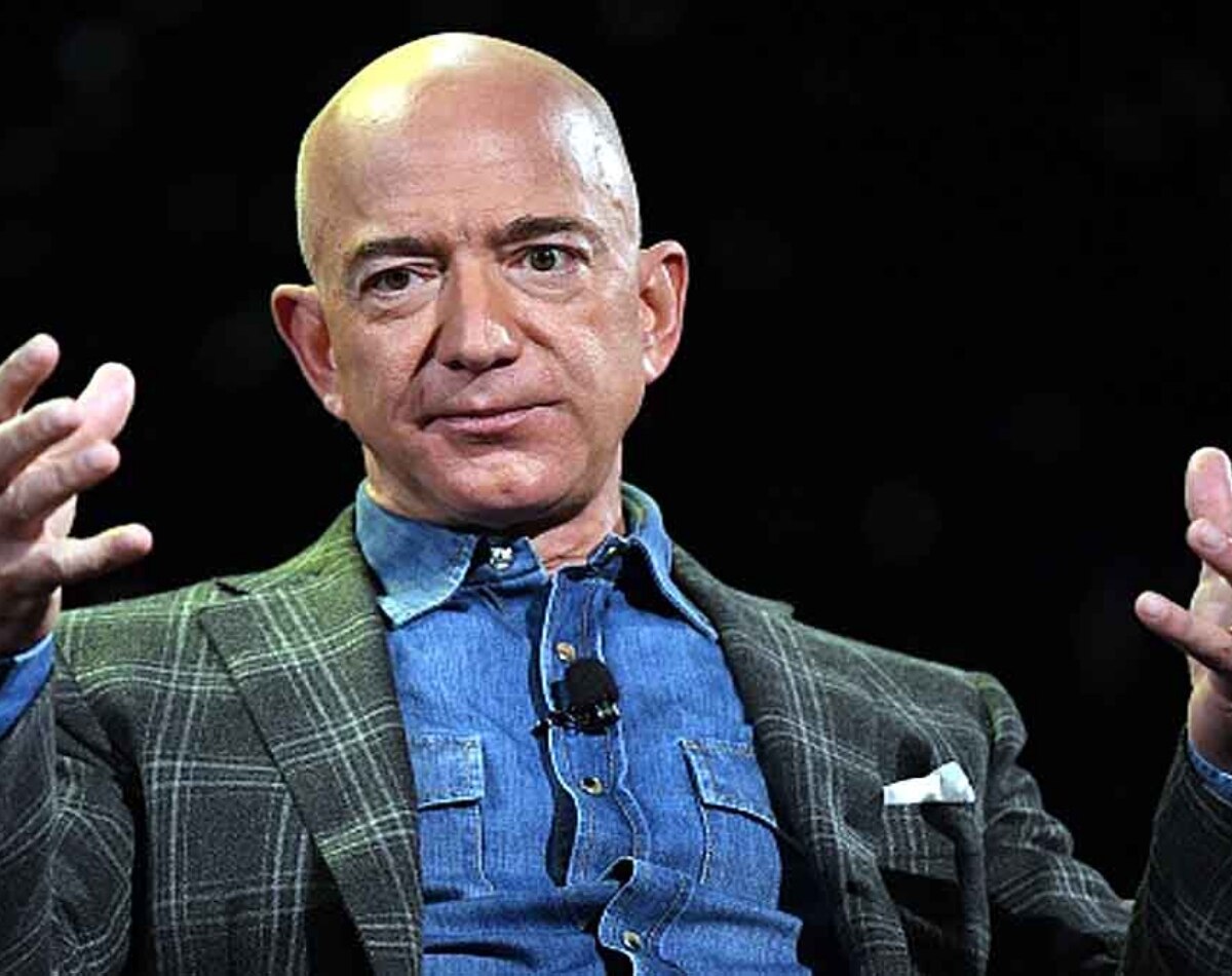 अभी बेजोस दुनिया के तीसरे अमीर