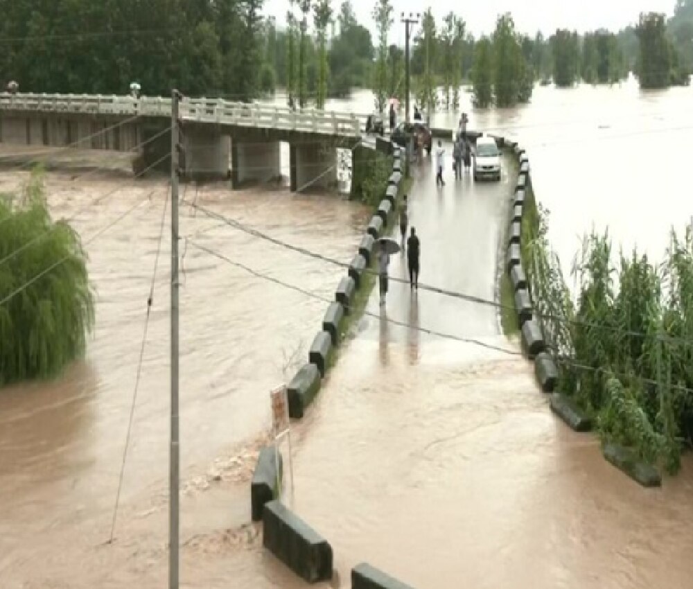 Himachal Pradesh flash floods