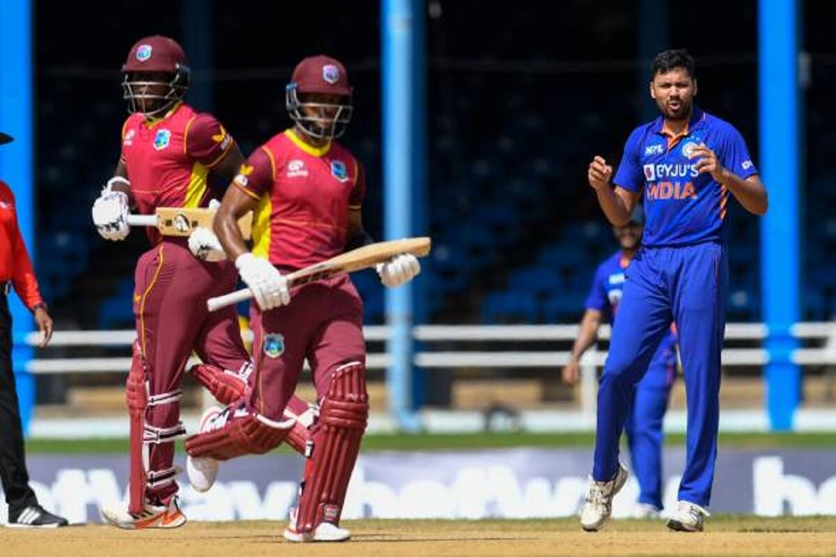 आवेश खान