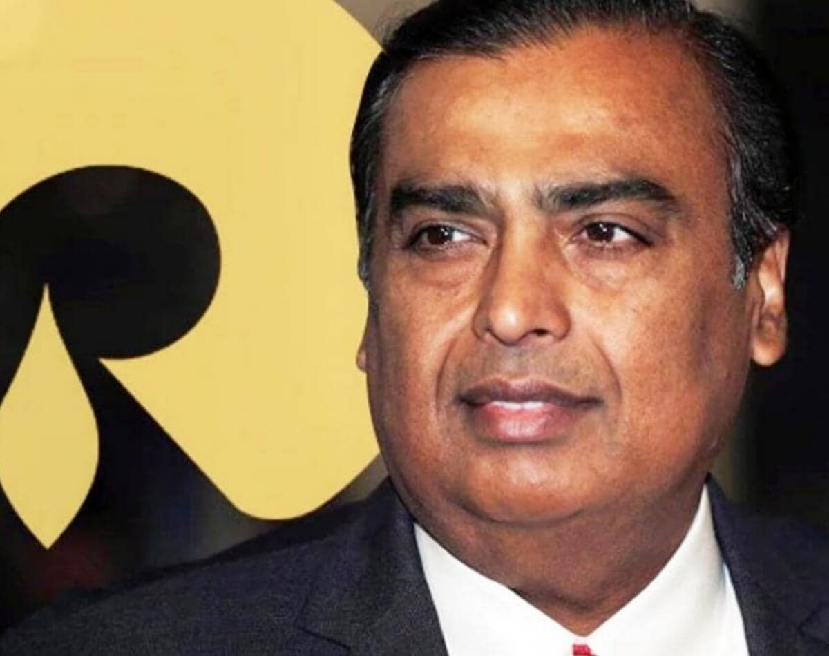 Mukesh Ambani की संपत्ति घटी