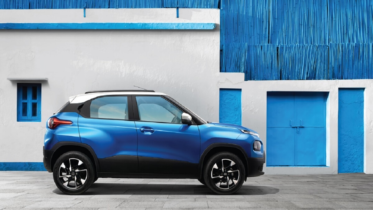 पिछले महीने बिक्री का रिकॉर्ड