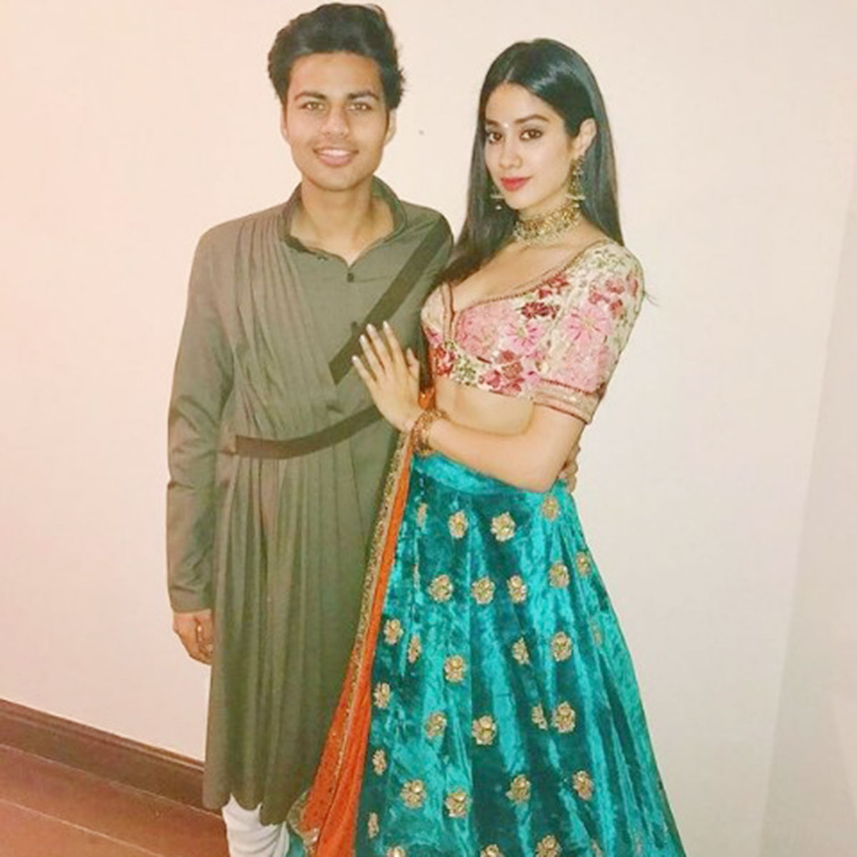 अक्षत  राजन