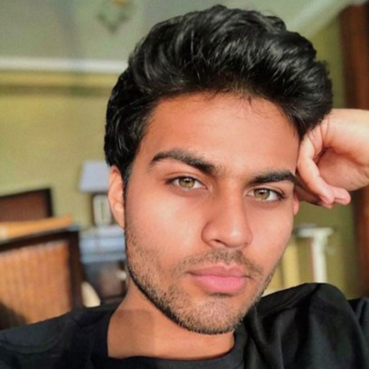 अक्षत  राजन