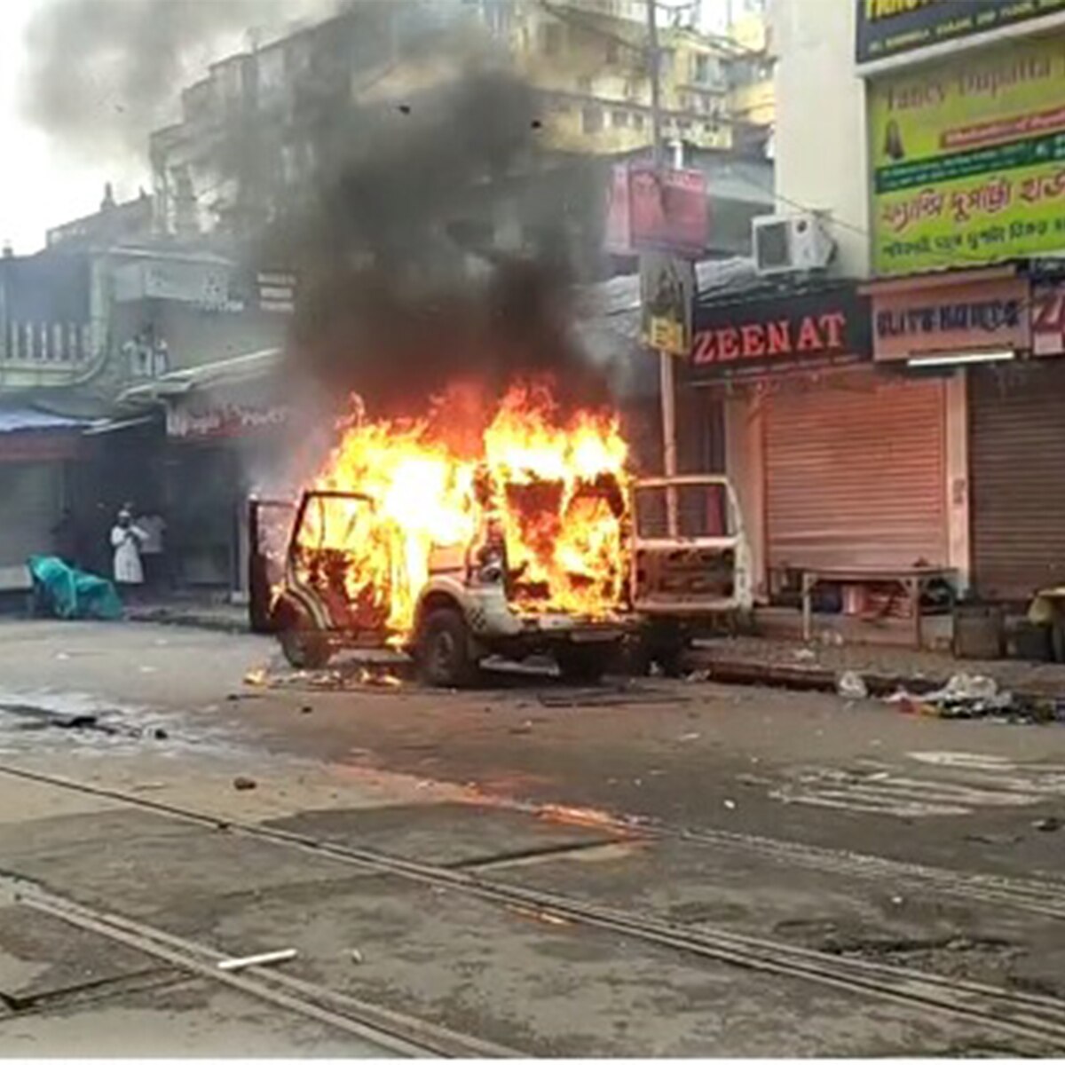 बंगाल में बवाल