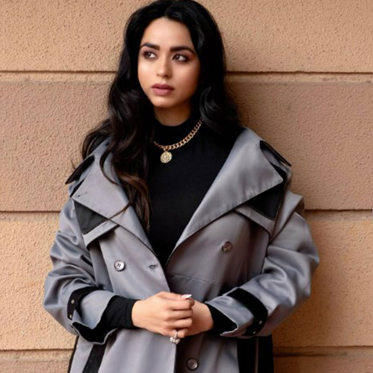 सौंदर्या शर्मा