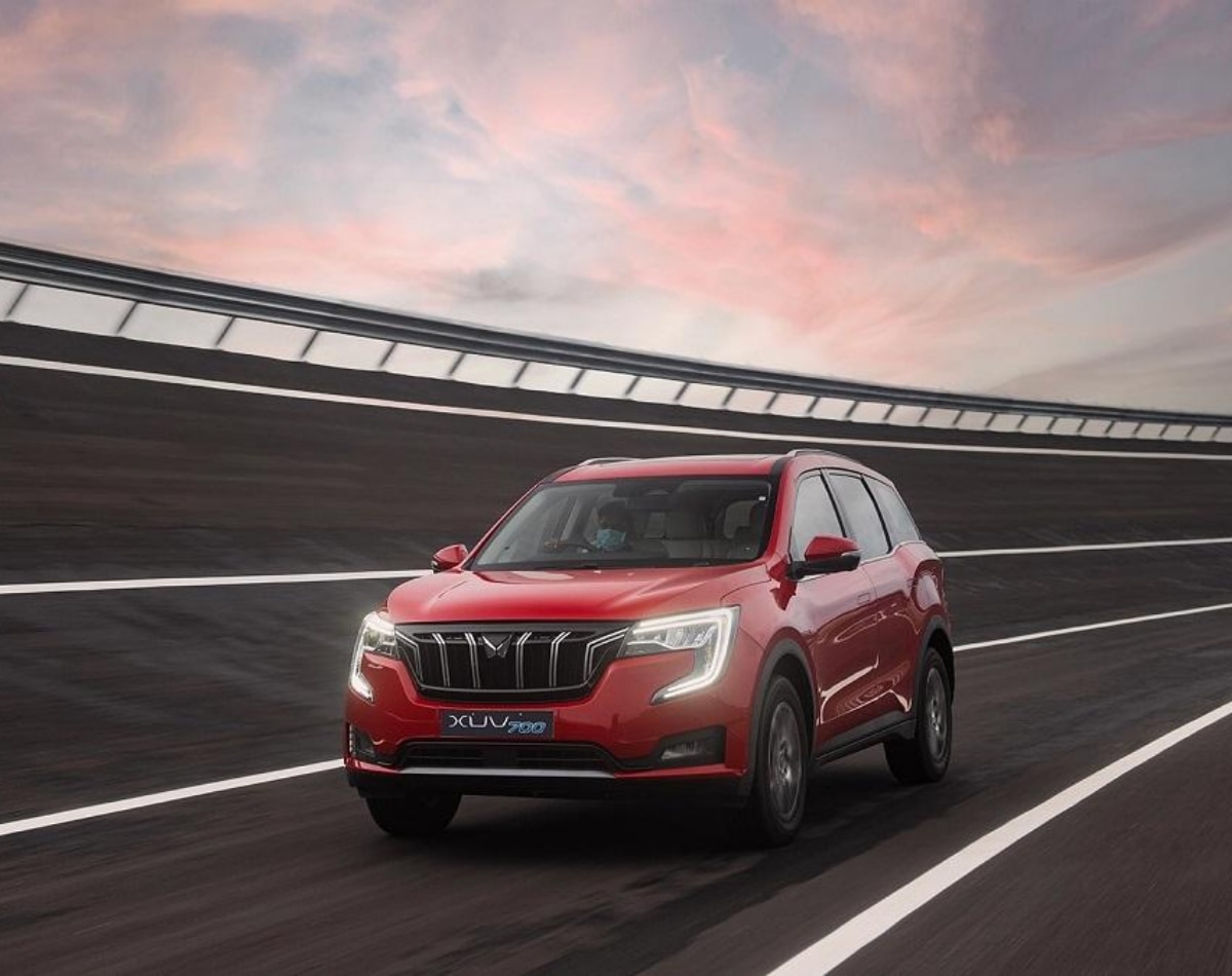  Mahindra XUV700