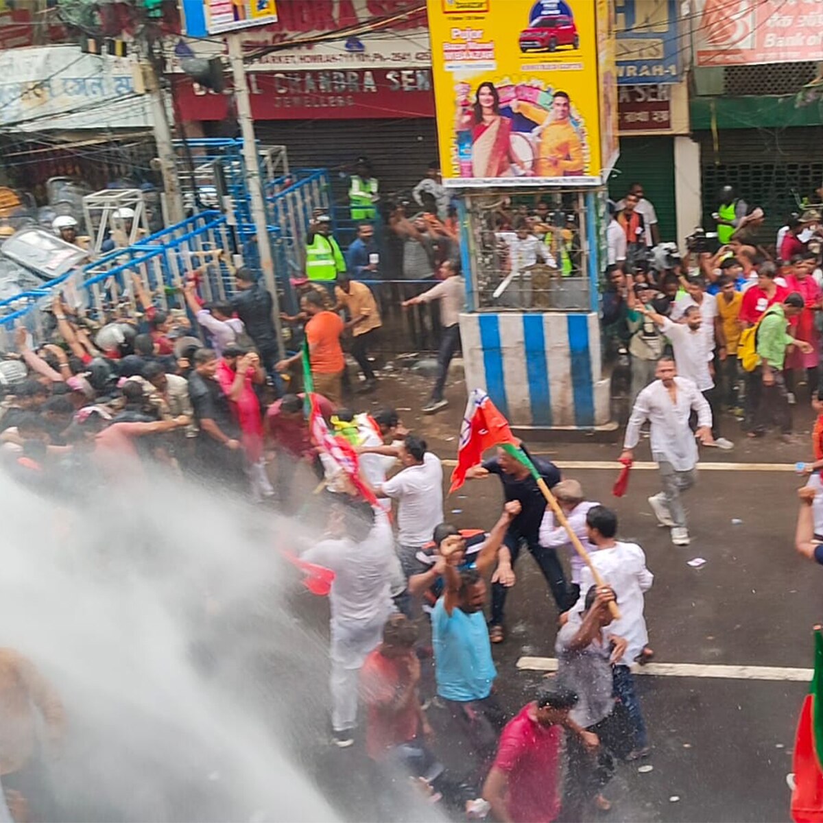 बंगाल में बवाल