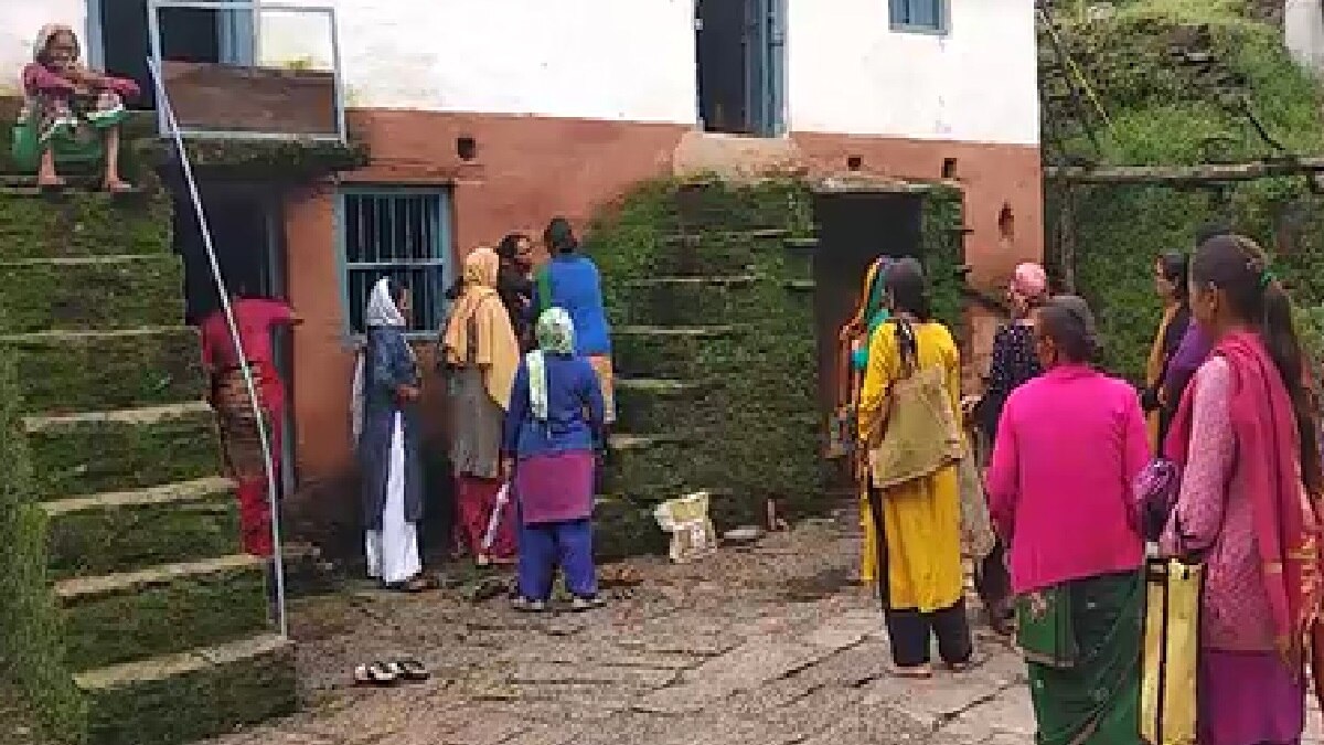 अंकिता भंडारी की हत्या से उत्तराखंड में आक्रोश 