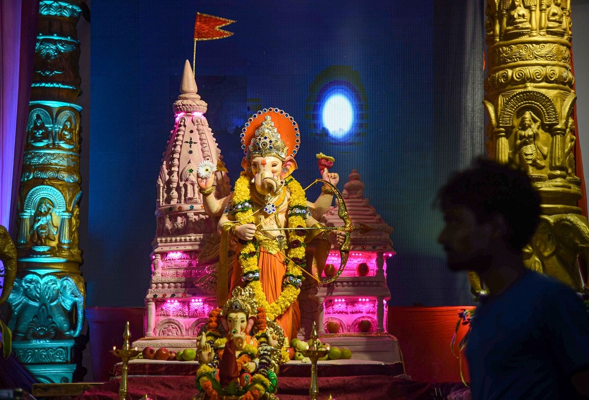 गणेश बने राम