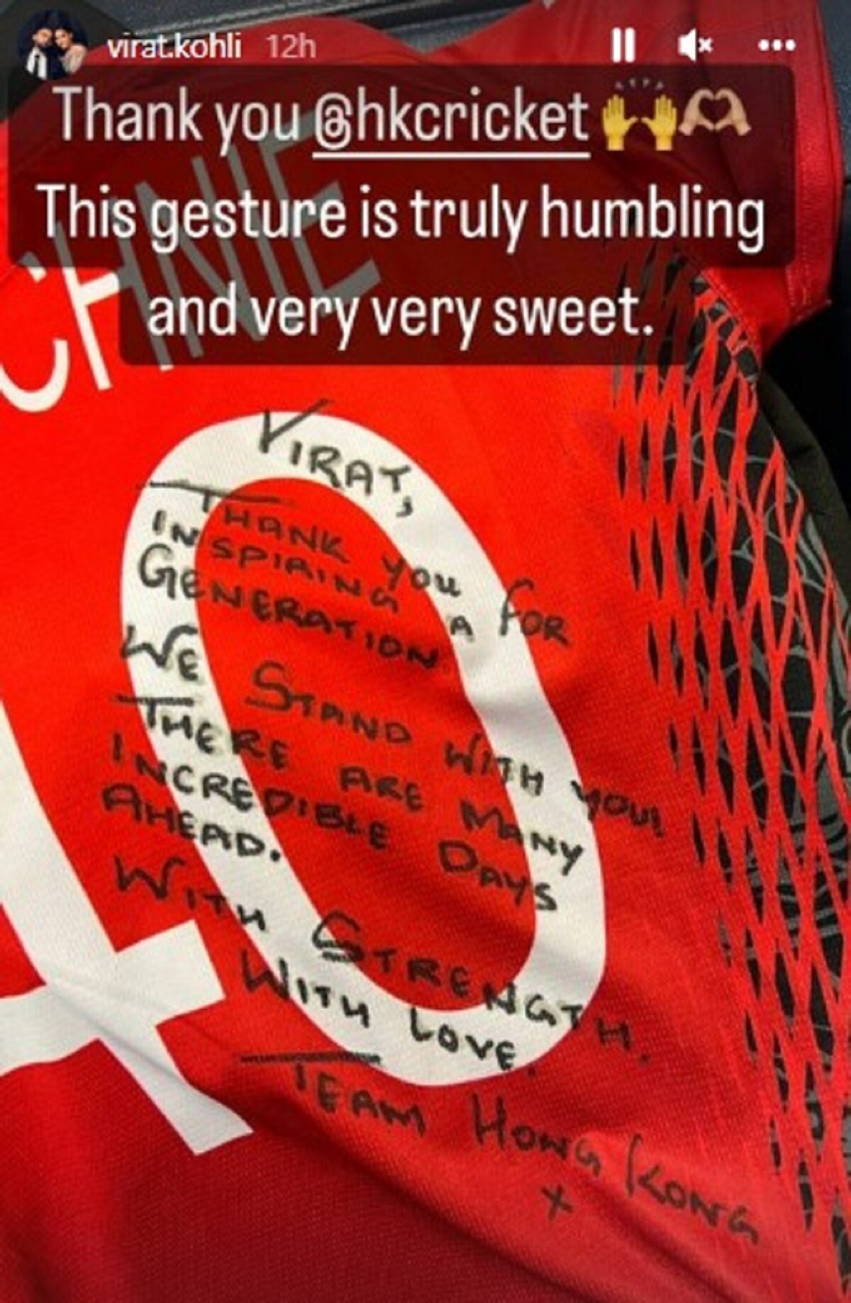 hong kong team gift to kohli