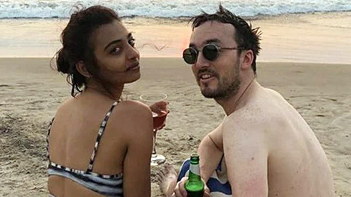 राधिका आप्टे, बेनेडिक्ट टेलर