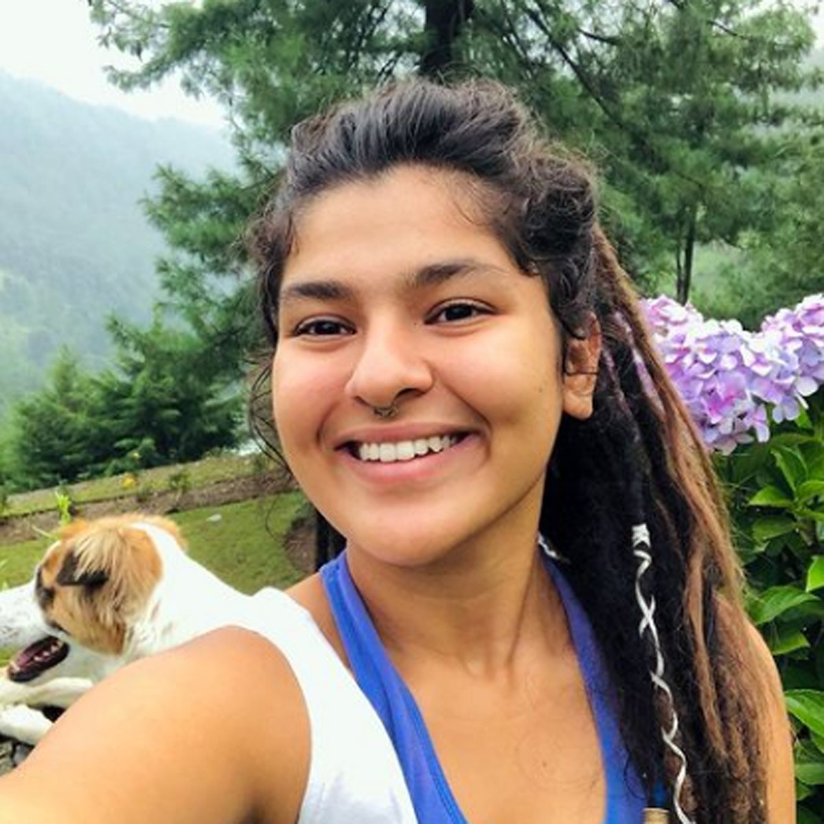 निधि भानुशाली 