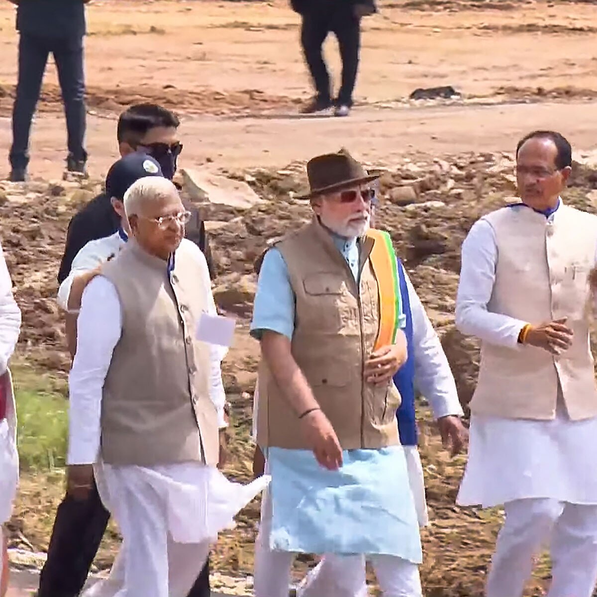 नमीबिया से लाए गए चीतों को पीएम मोदी ने किया कूनो नेशनल पार्क में रिलीज