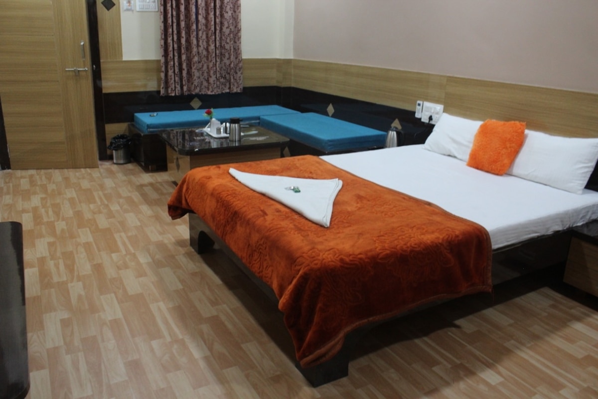 Railway retiring room list