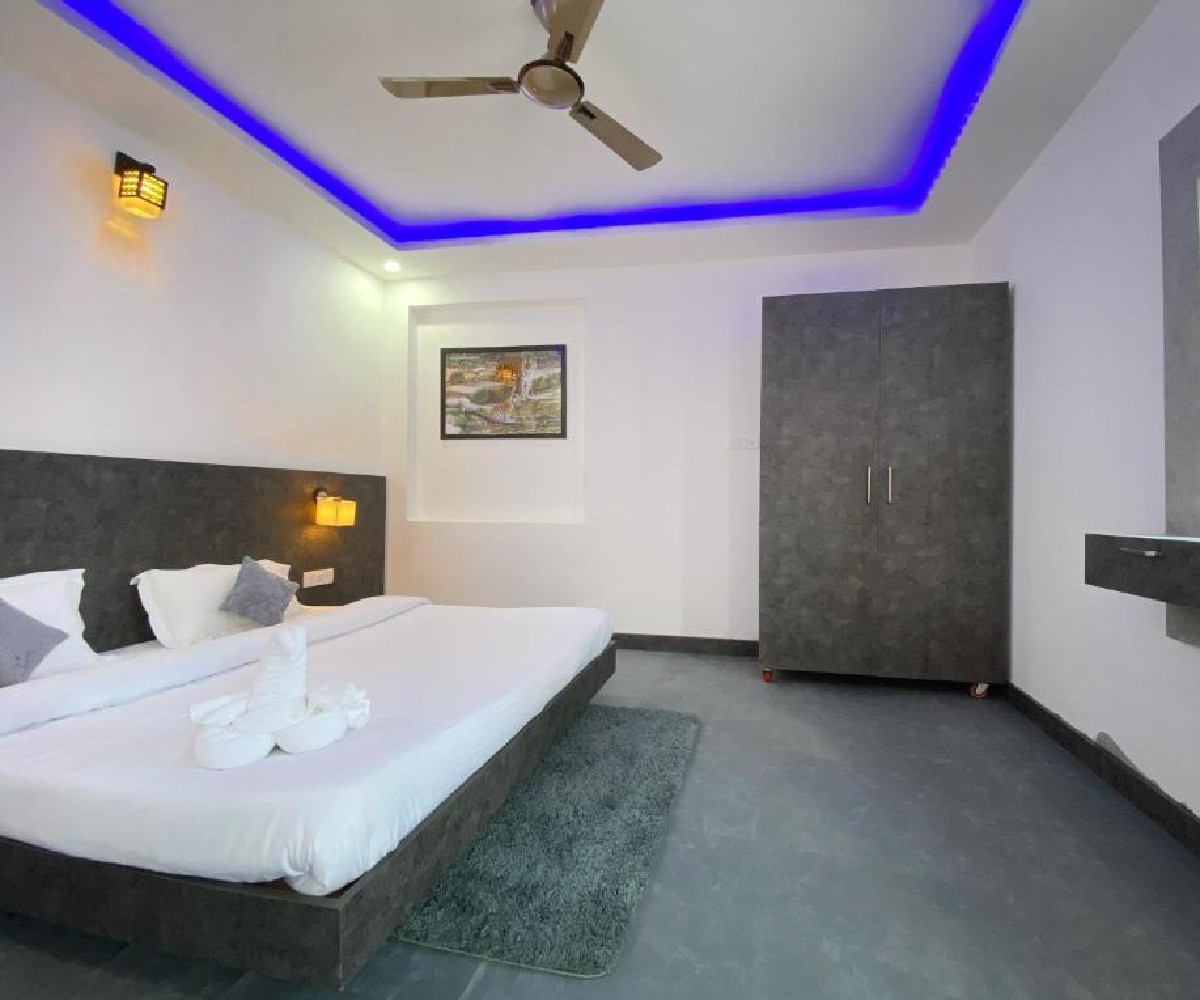 Ankita Bhandari murder case accused Pulkit Arya Vanantra Resort