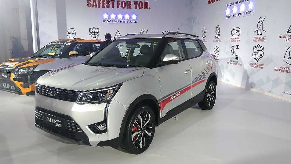 Mahindra XUV300 Sportz