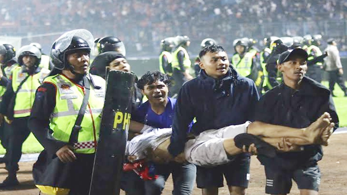 फुटबॉल मैच हादसा