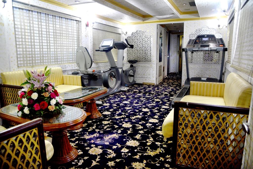 Palace on wheels gym