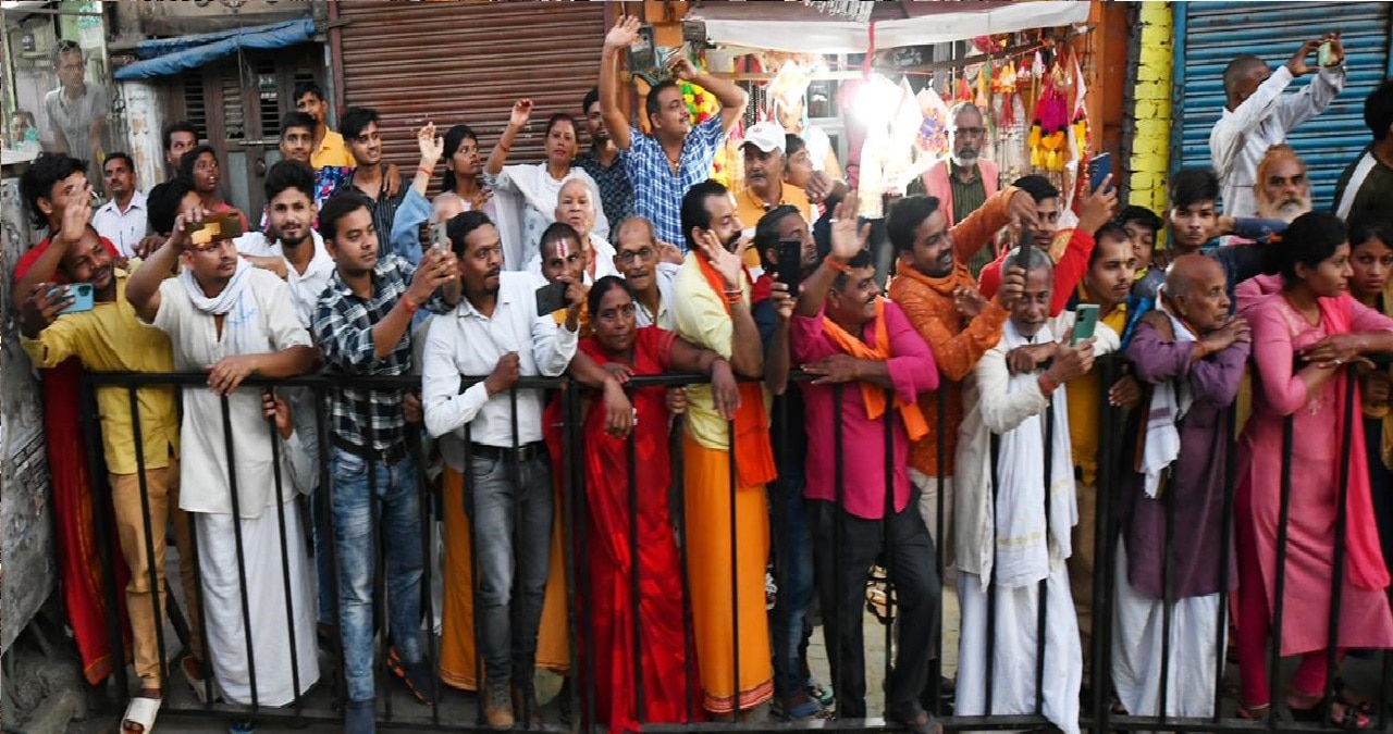 दिवाली की पूर्व संध्या पर अयोध्या में जलाए गए 17 लाख दीए, पीएम मोदी भी हुए कार्यक्रम में शामिल