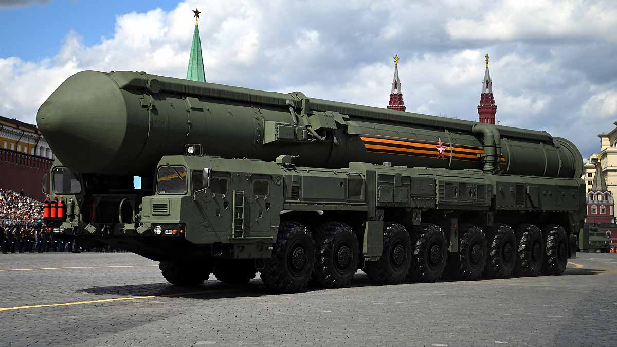 Crimea Putin Russia Nuclear Weapons