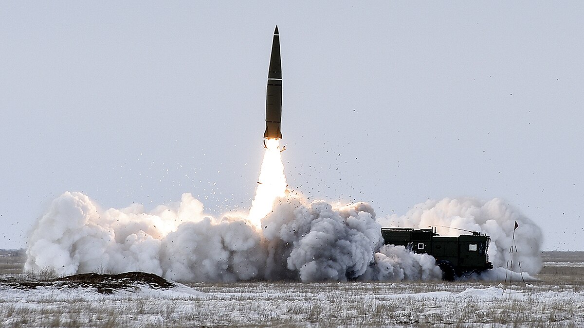 Crimea Putin Russia Nuclear Weapons