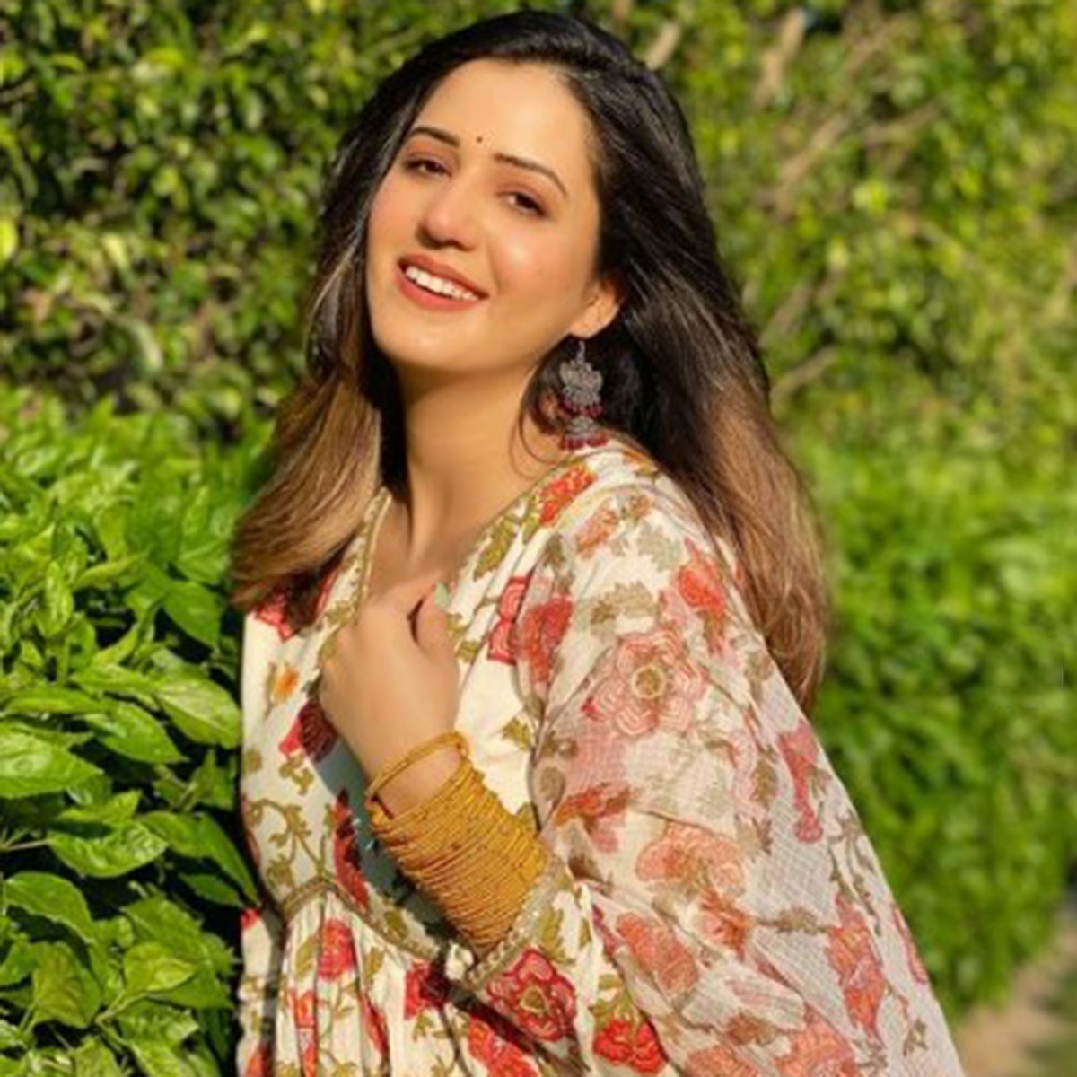 ईशा रिखी