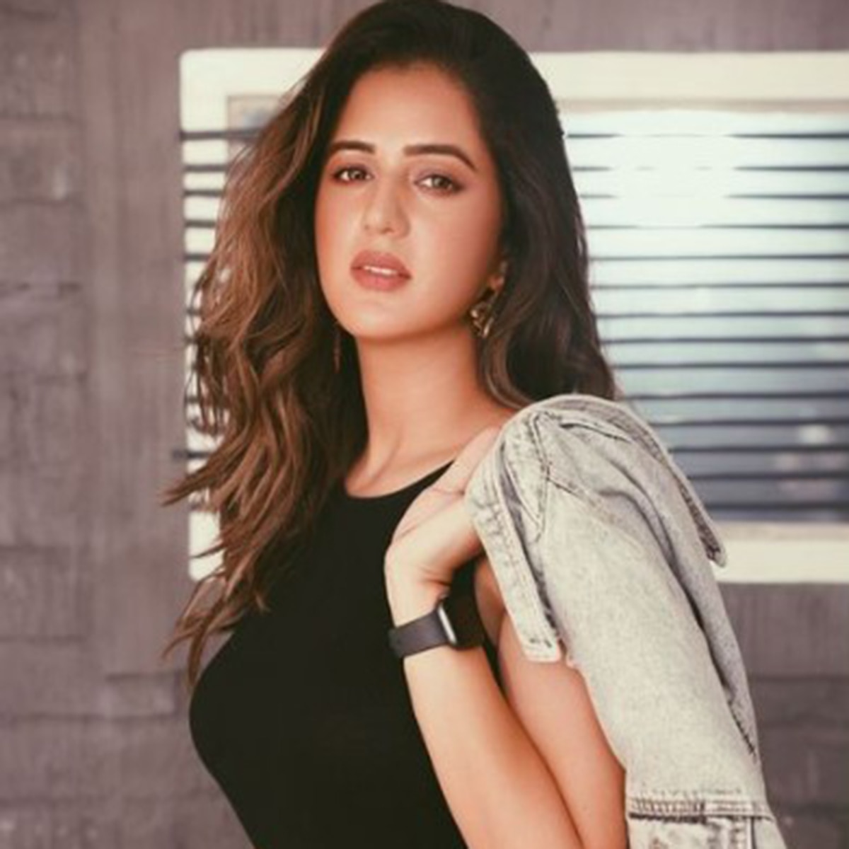 ईशा रिखी