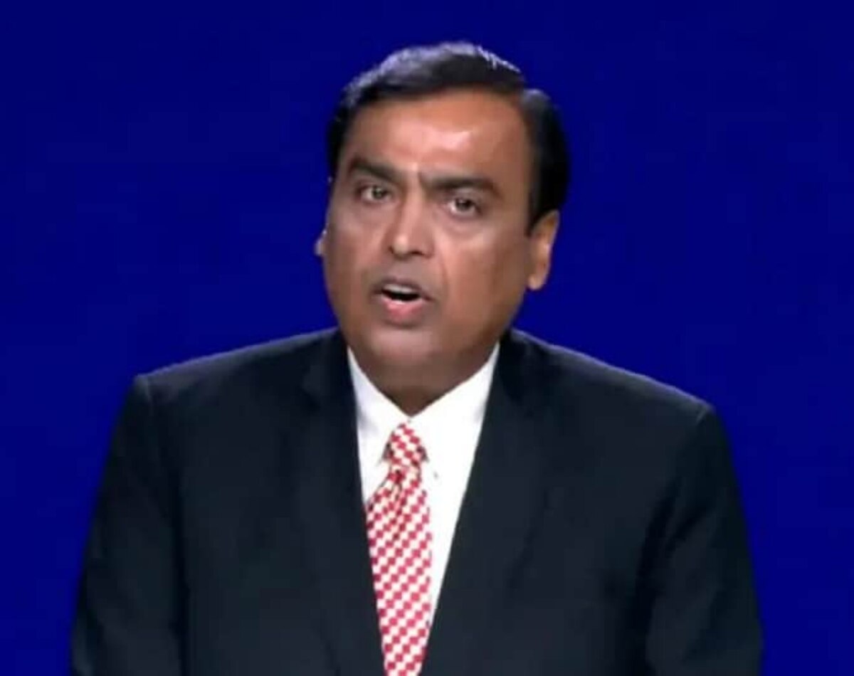 मुकेश अंबानी की नेटवर्थ में भी कमी