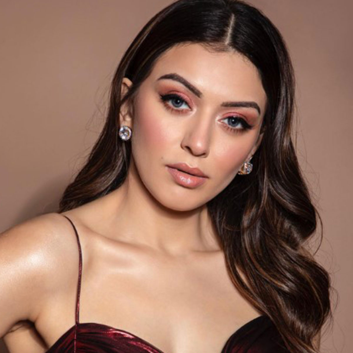 हंसिका मोटवानी