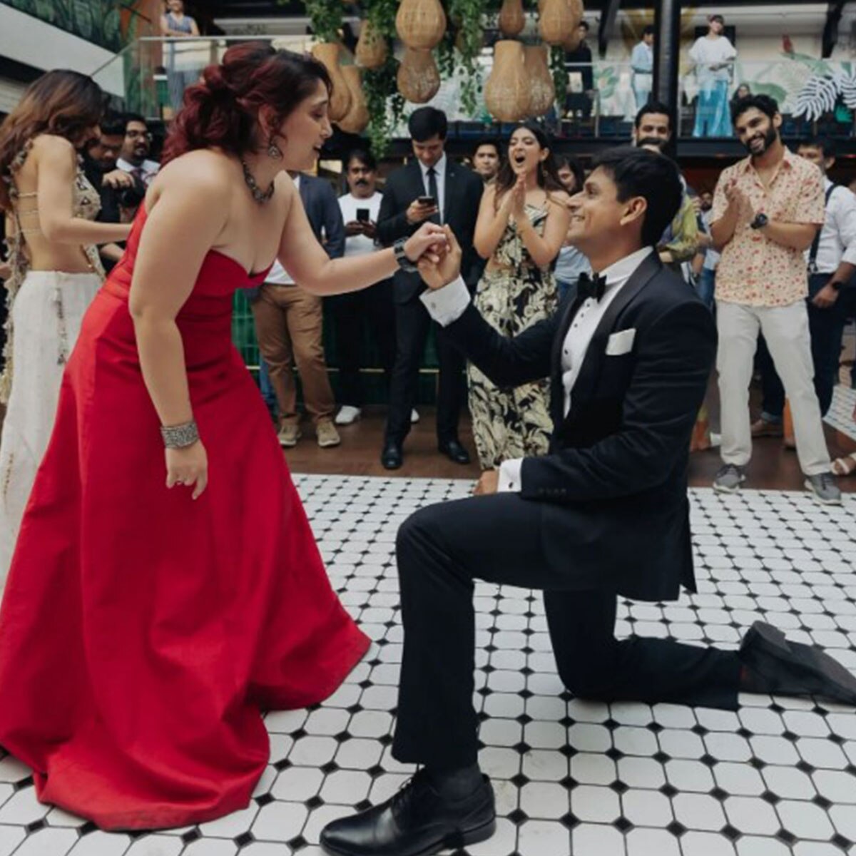 आयरा और नुपुर