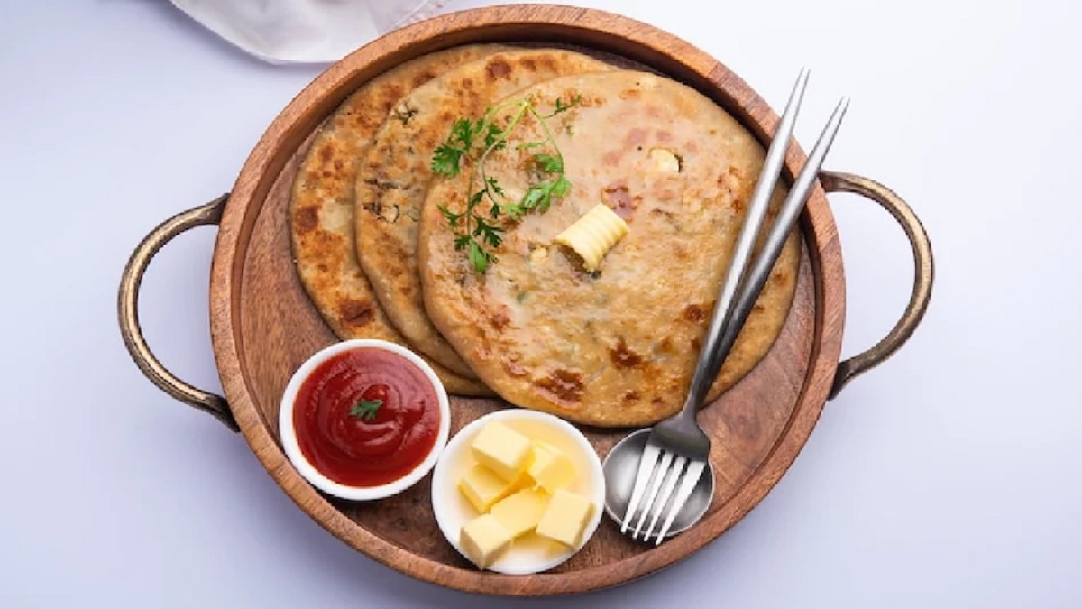 Aloo Pyaaz Paratha