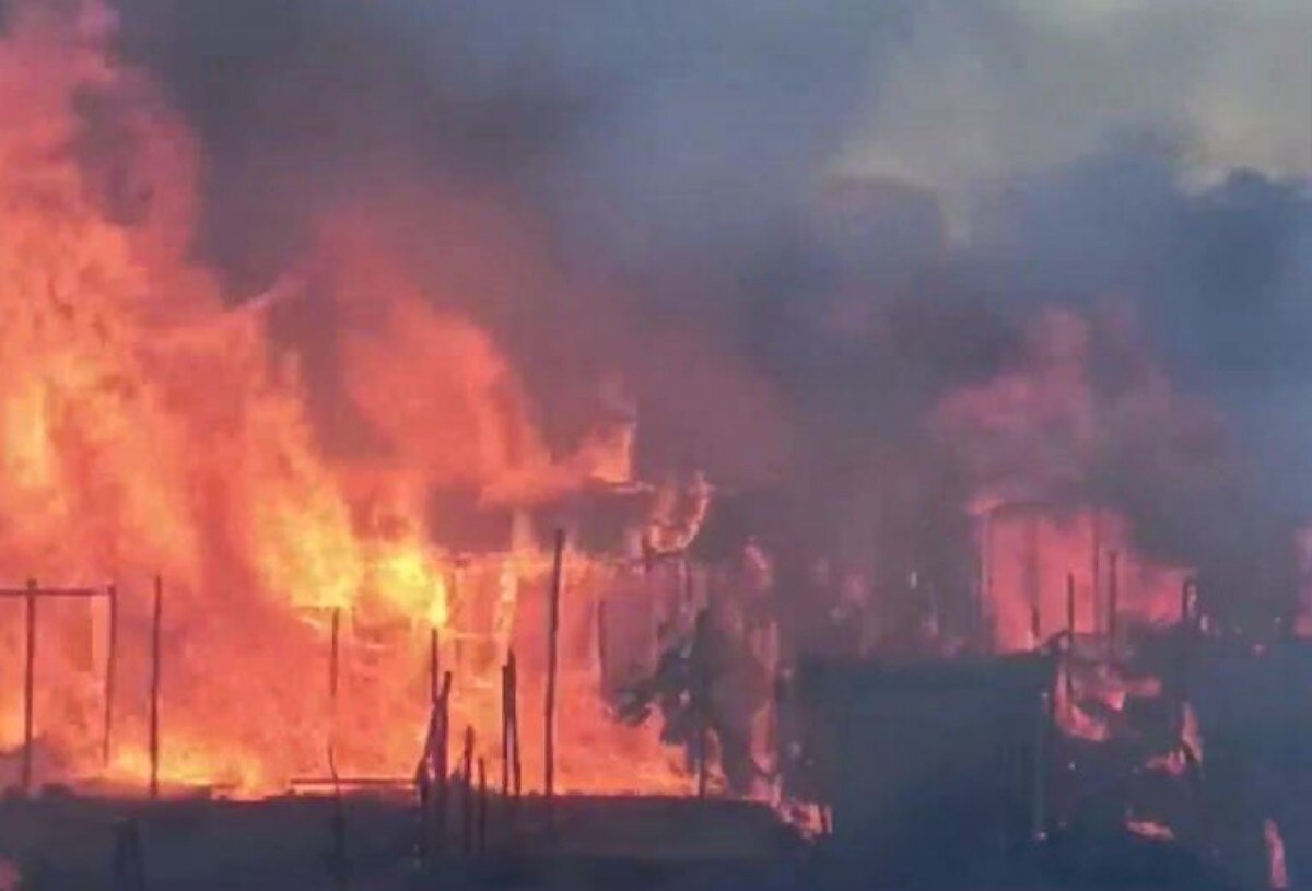 असम में आग