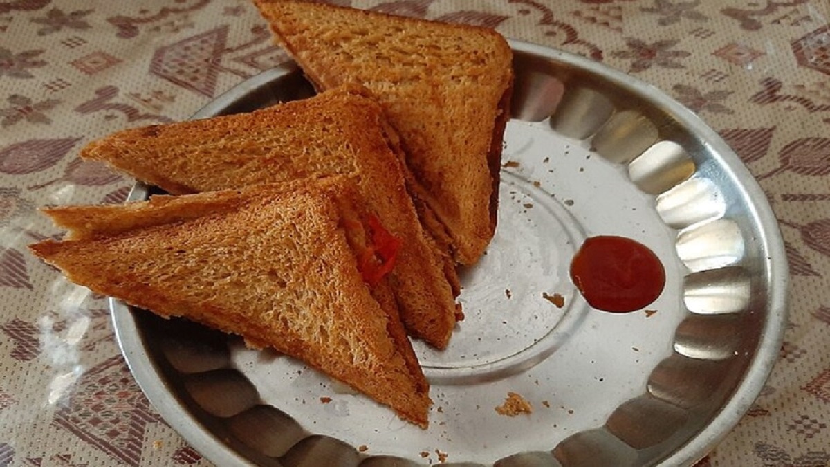 Mix Veg Mayo Sandwich