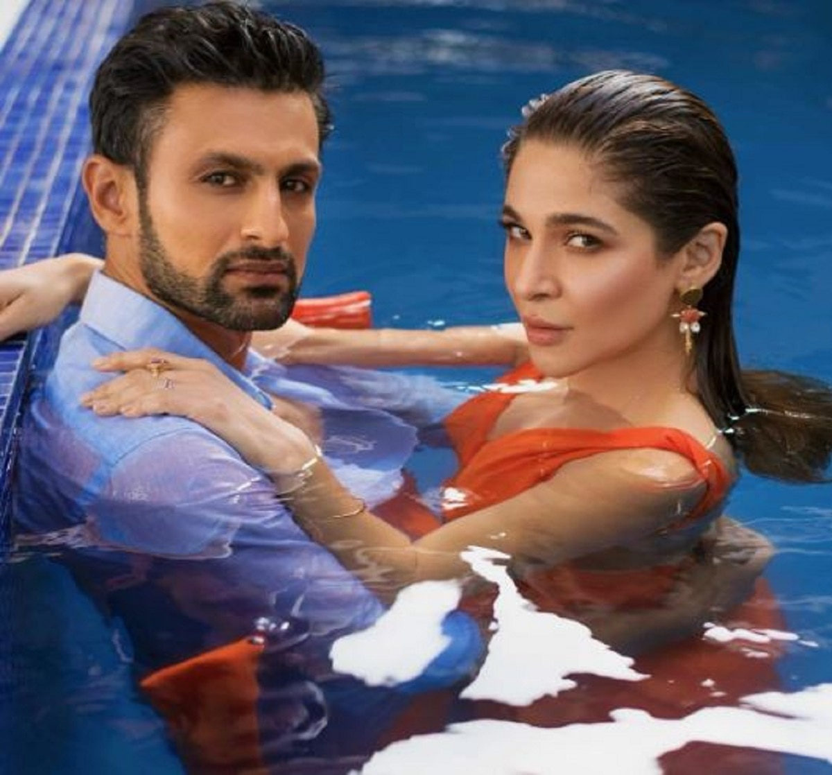 शोएब मलिक और आयशा कमर