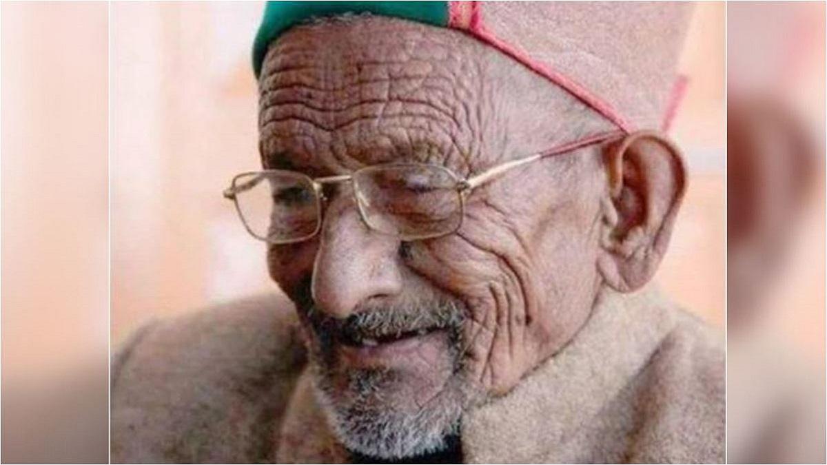 आजाद भारत के पहले मतदाता श्याम सरन नेगी (फाइल फोटो)