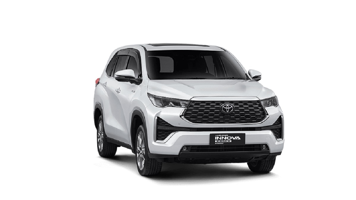 Toyota Innova Hycross price