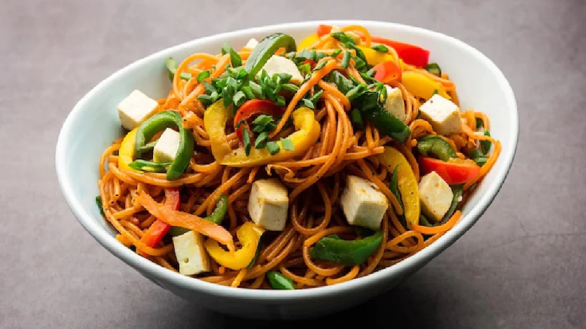 Veg Chowmein 