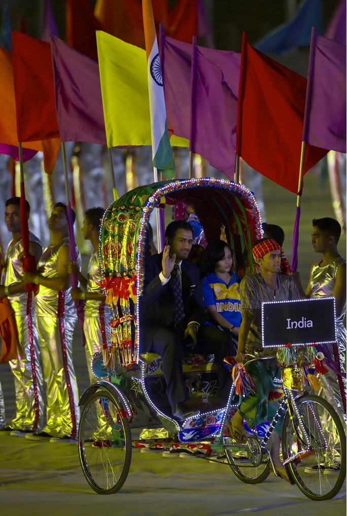 Ms DHoni world cup 2011