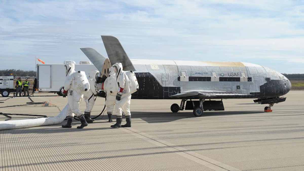 X-37B space plane lands