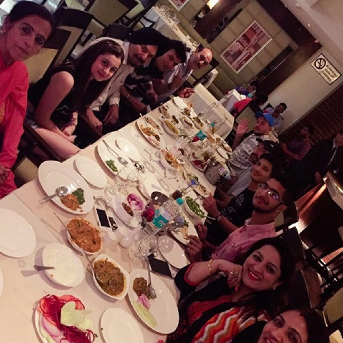 तुनिशा शर्मा फैमिली