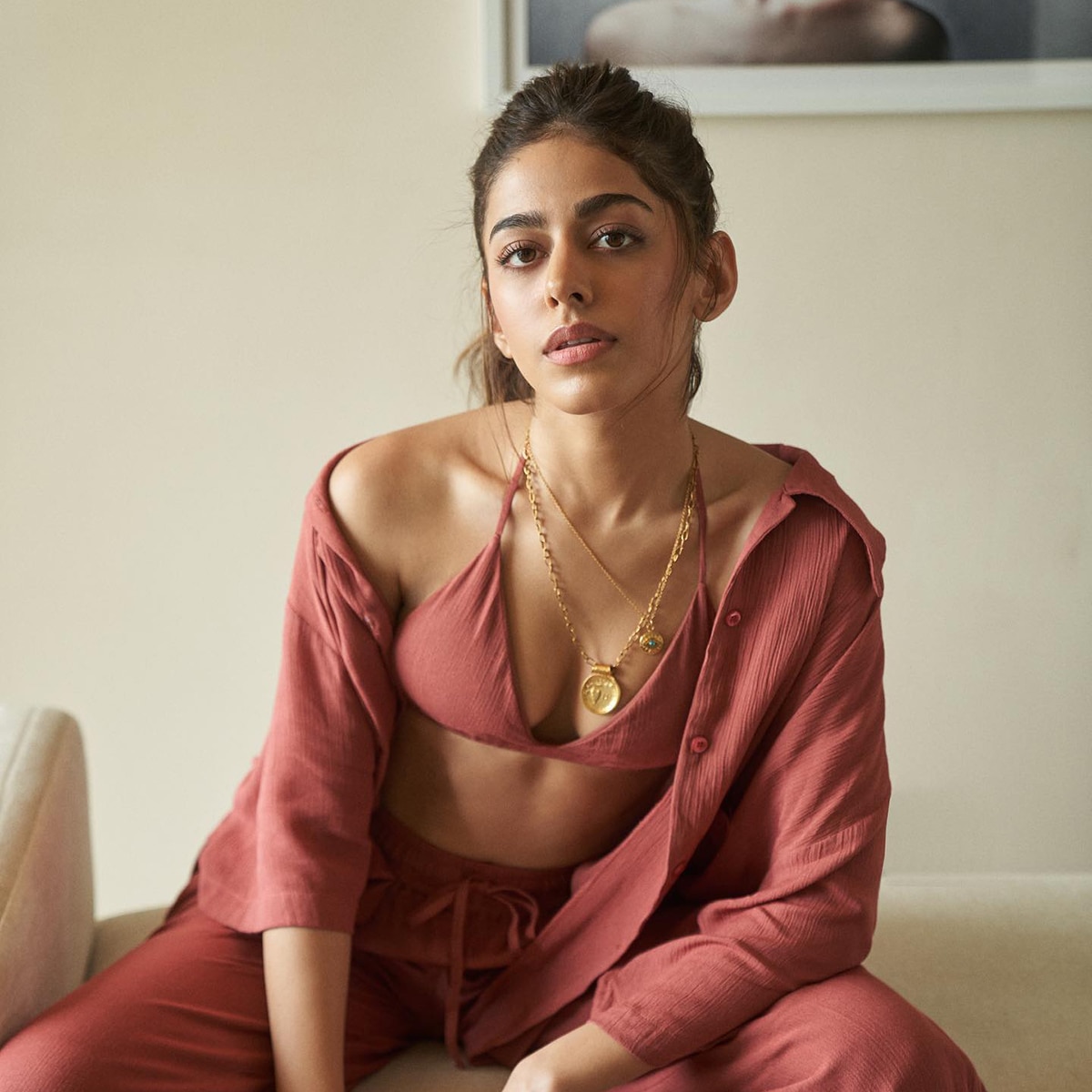 अलाया फर्नीचरवाला