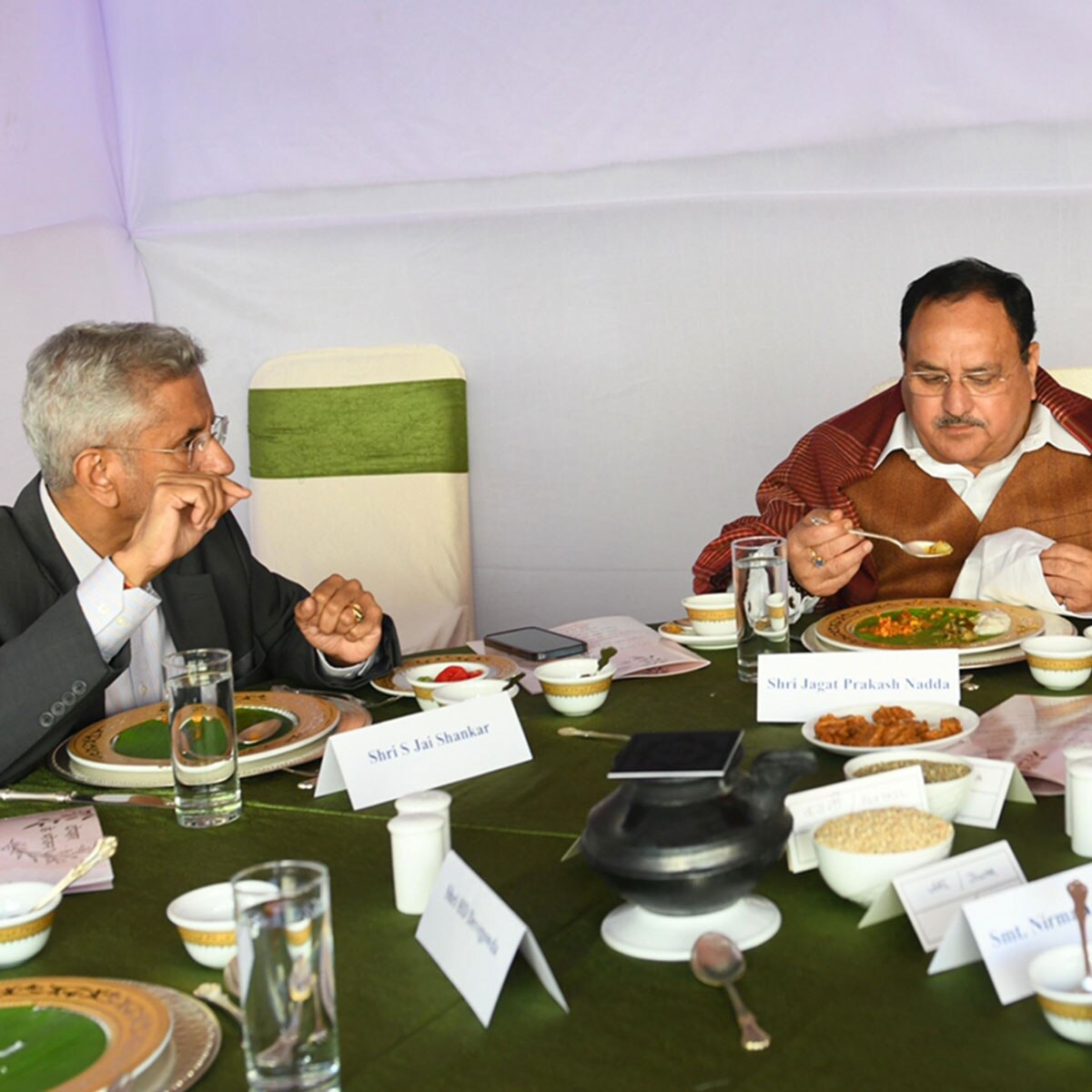 सांसदों का भोजन