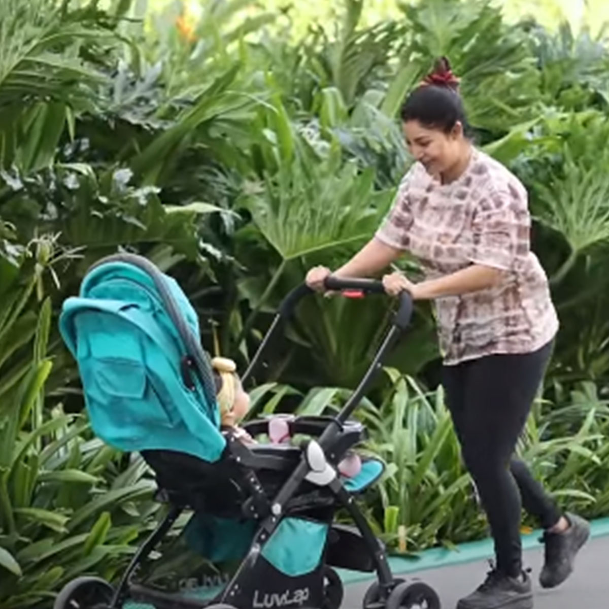 देबीना बनर्जी