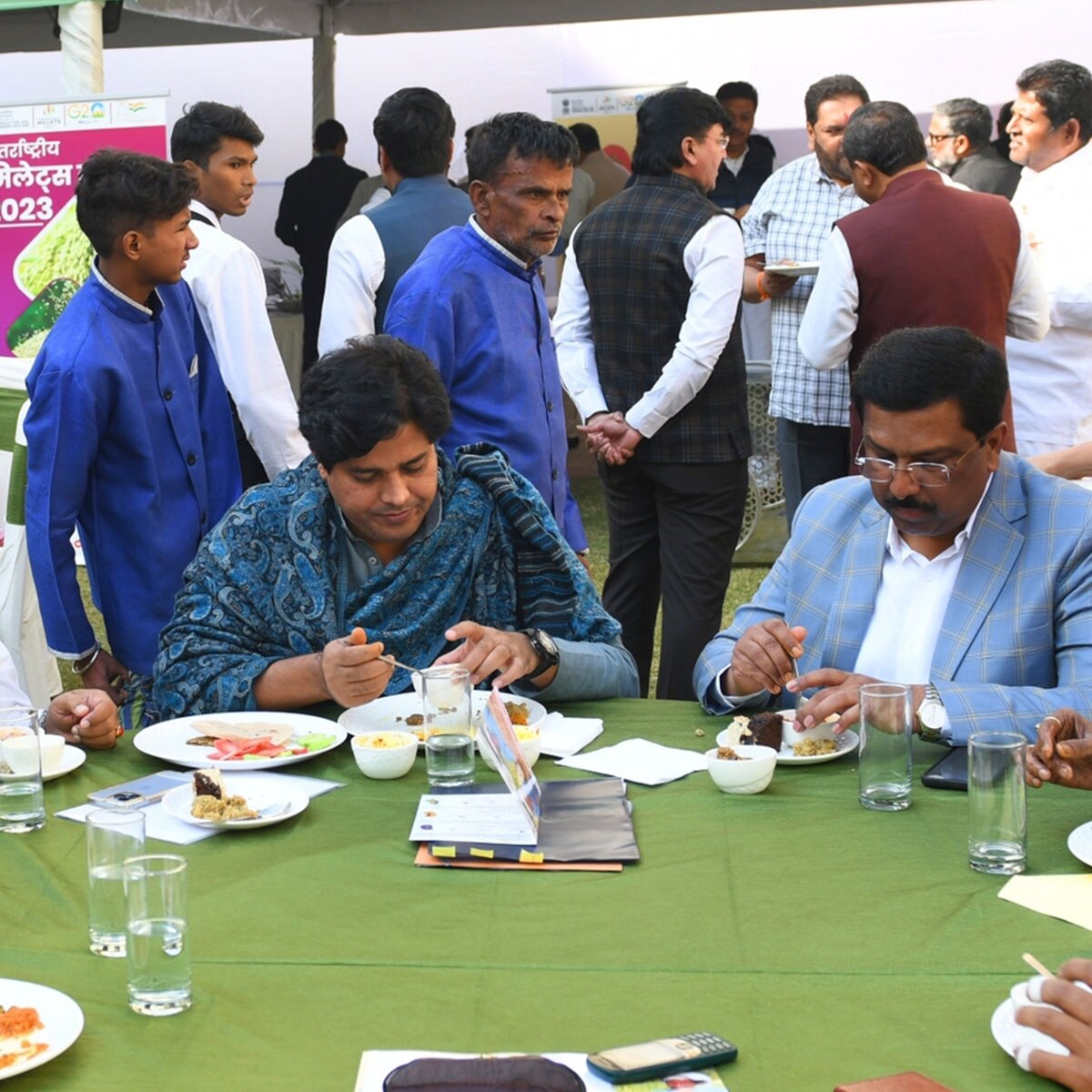 सांसदों का भोजन