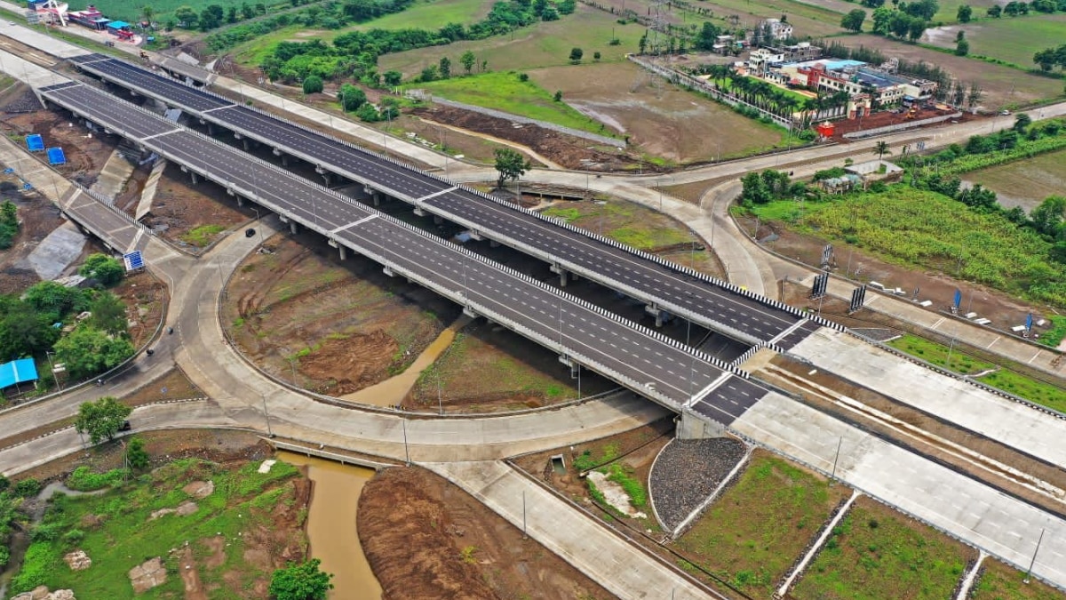 मोपा हवाई अड्डे का उद्घाटन