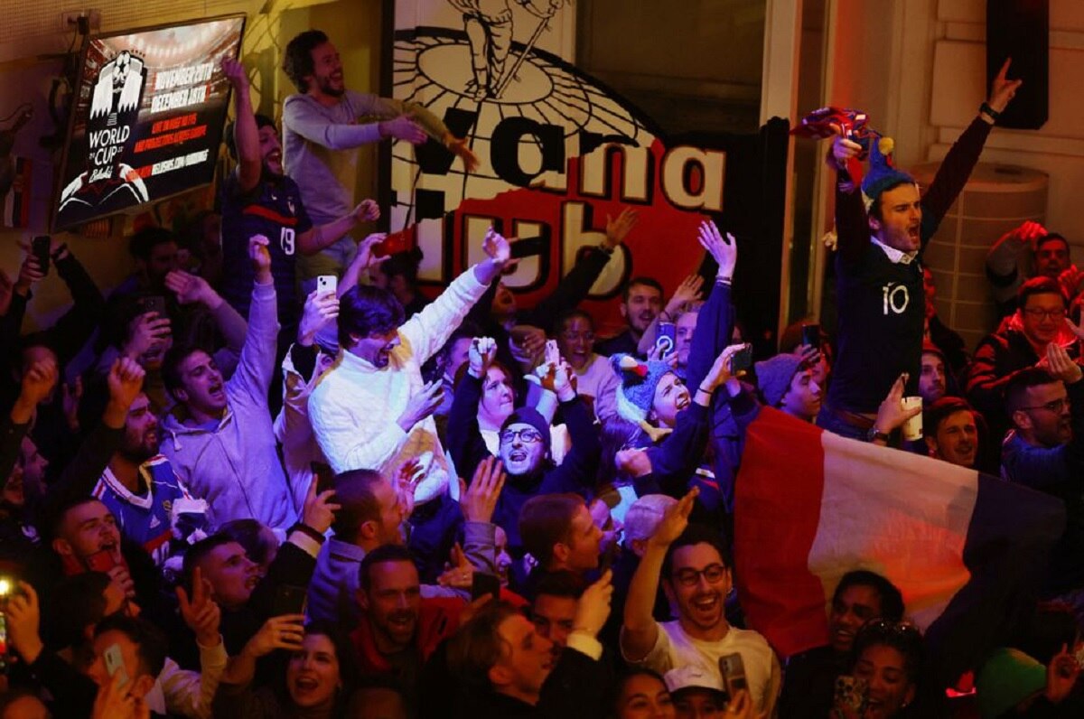 फ्रांस में जीत का जश्न