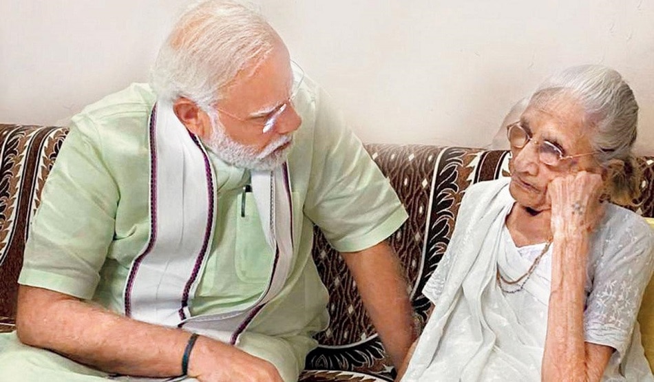 पीएम मोदी की मां का निधन